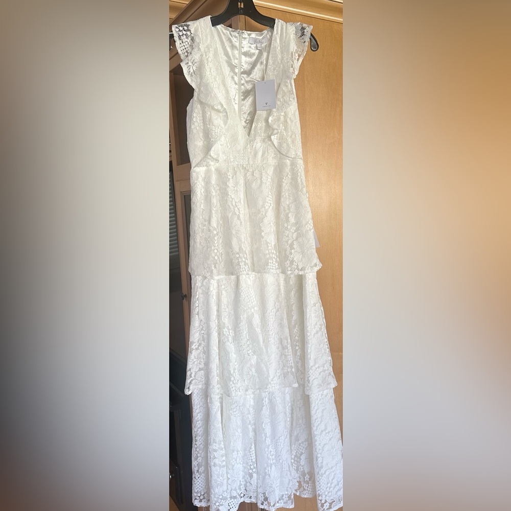 MAXI LACE WHITE LULU NEVER WORN DRESS